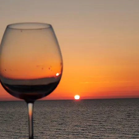 Apartment Finestra Sul Mare Erice- A Window On The Sea *